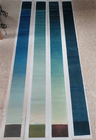 4 Himmel, 1985, Pigmente und Damarharz auf Nessel, 400 x 30cm